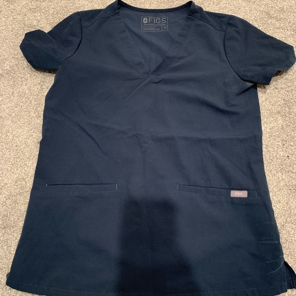Figs Scrub Top